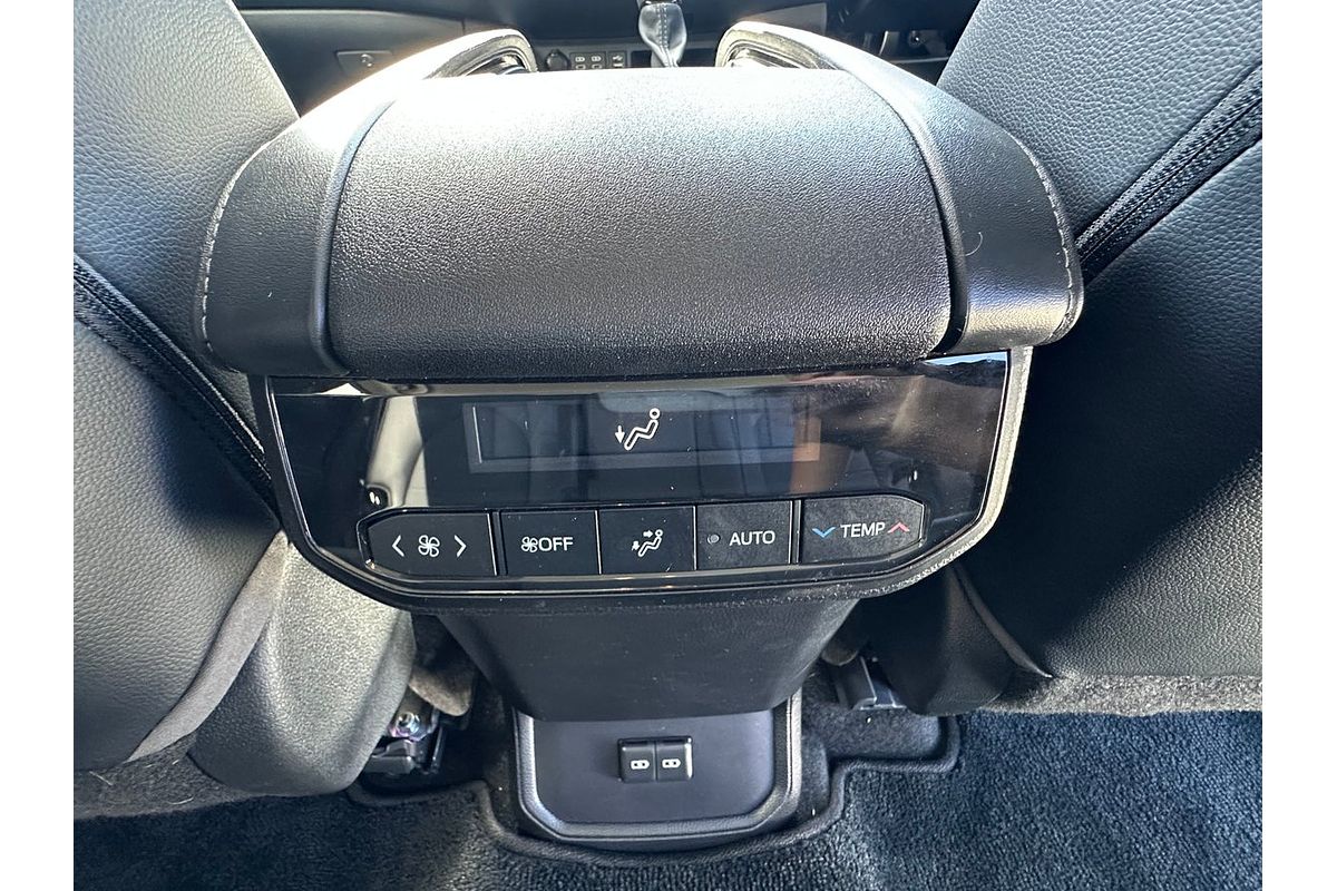 2023 Toyota Kluger