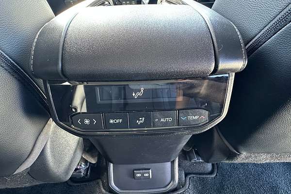 2023 Toyota Kluger