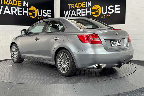 2011 Suzuki KIZASHI LTDC 2.4L Auto