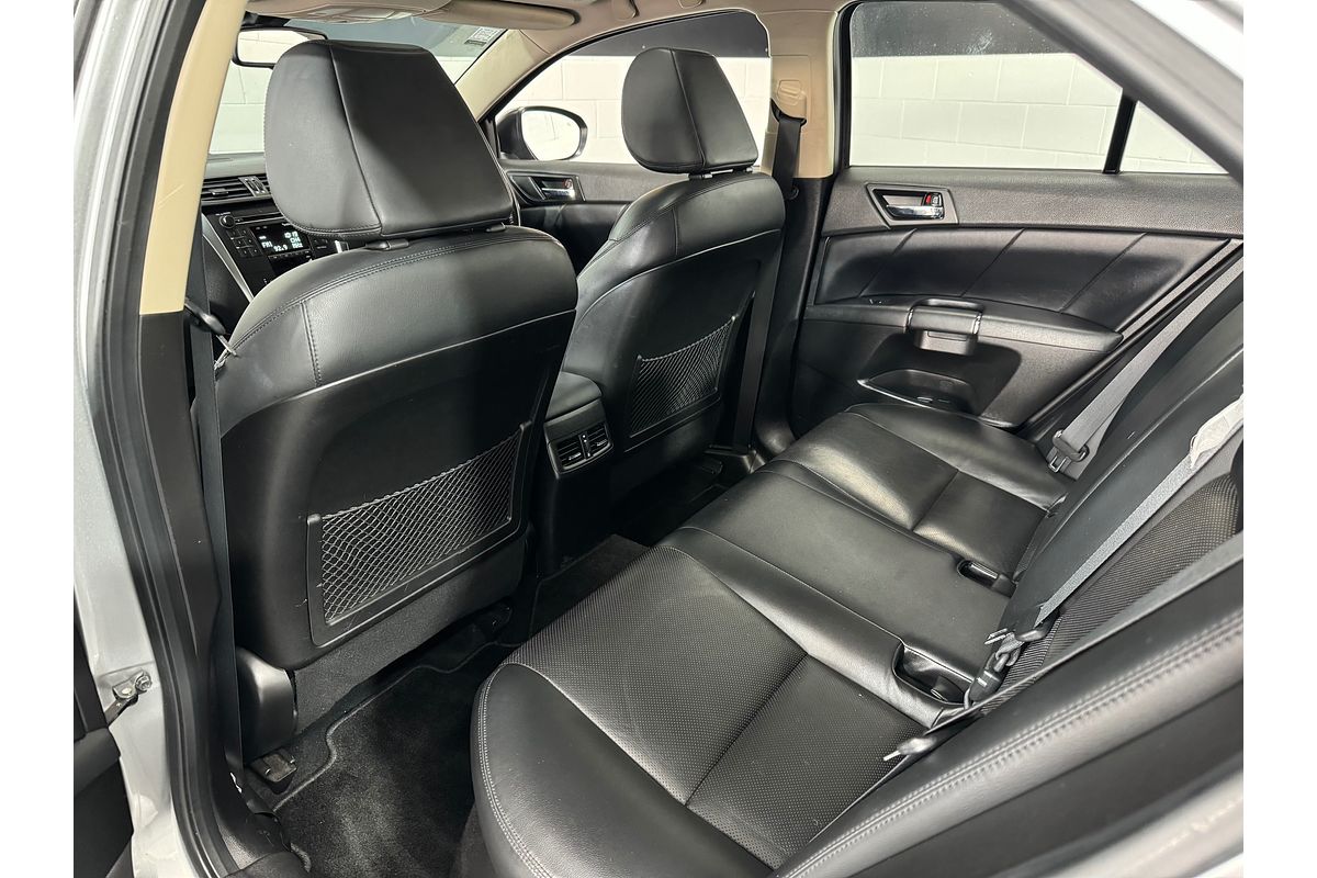 2011 Suzuki KIZASHI LTDC 2.4L Auto