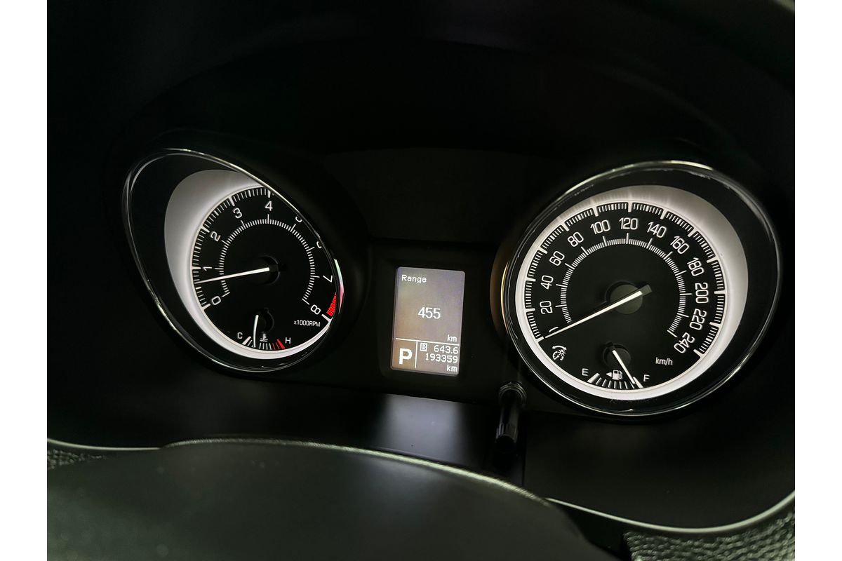 2011 Suzuki KIZASHI LTDC 2.4L Auto