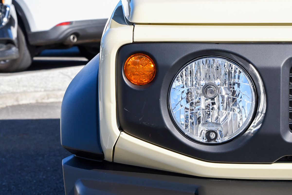 2022 Suzuki Jimny GJ