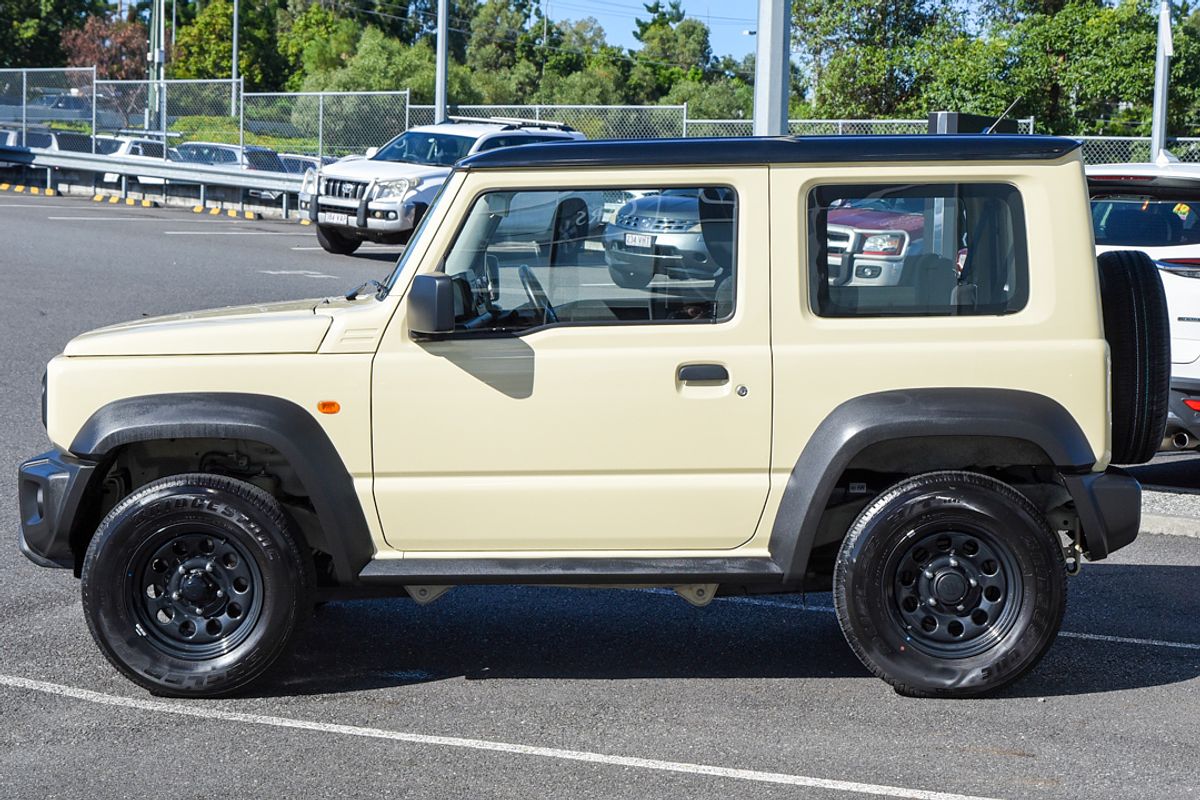 2022 Suzuki Jimny GJ