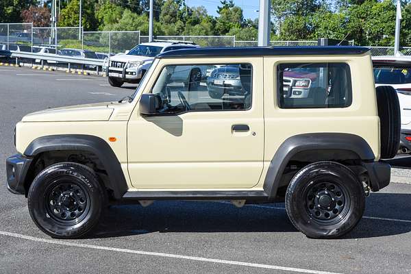 2022 Suzuki Jimny GJ