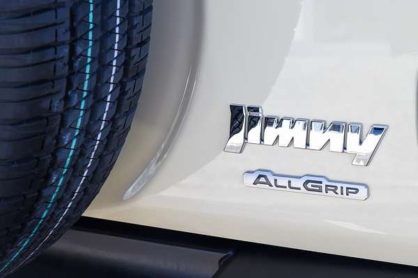 2022 Suzuki Jimny GJ