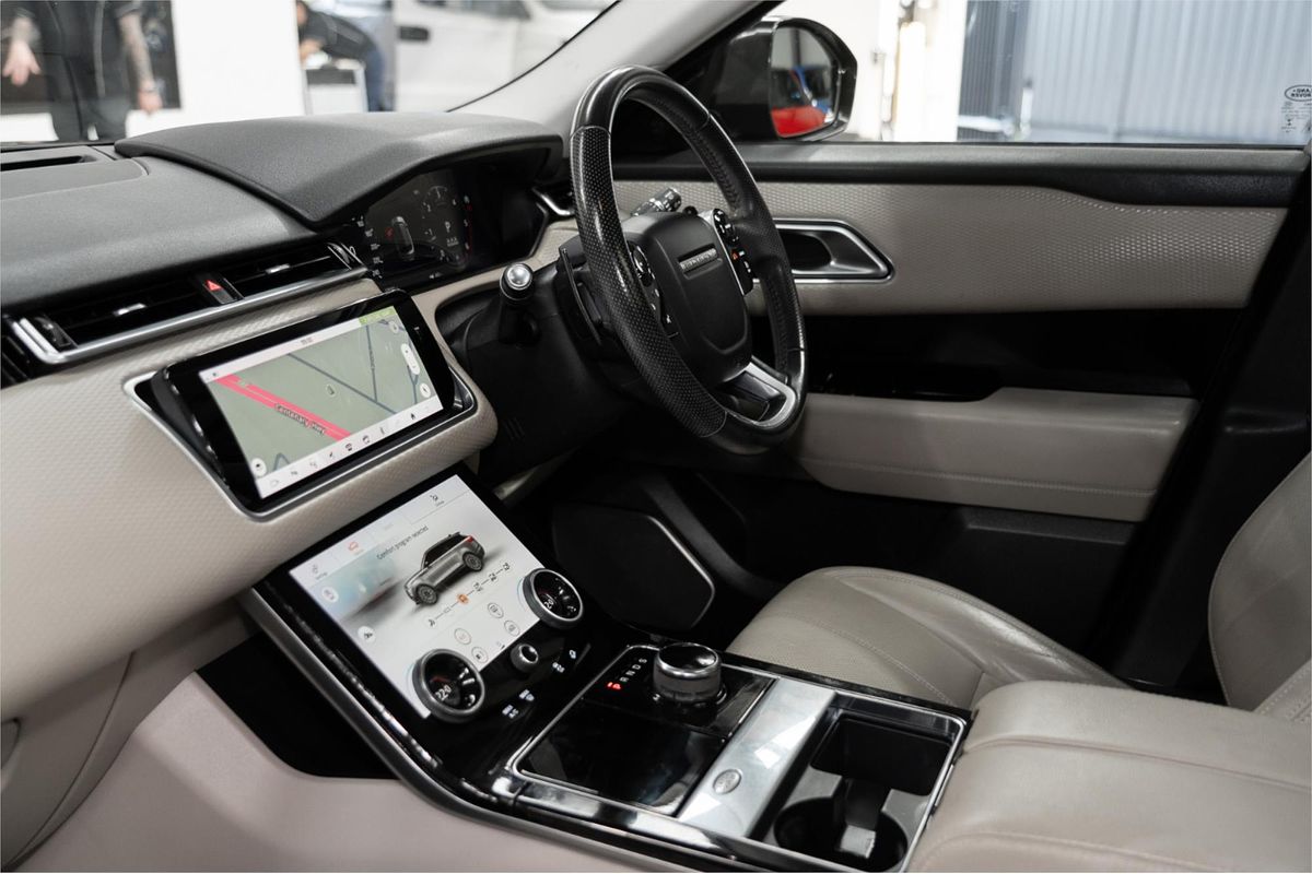 2019 Land Rover Range Rover Velar D180 SE L560