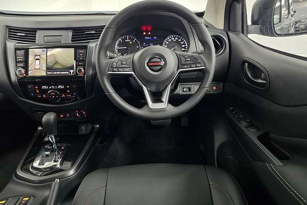 2025 Nissan Navara PRO-4X D23 4X4