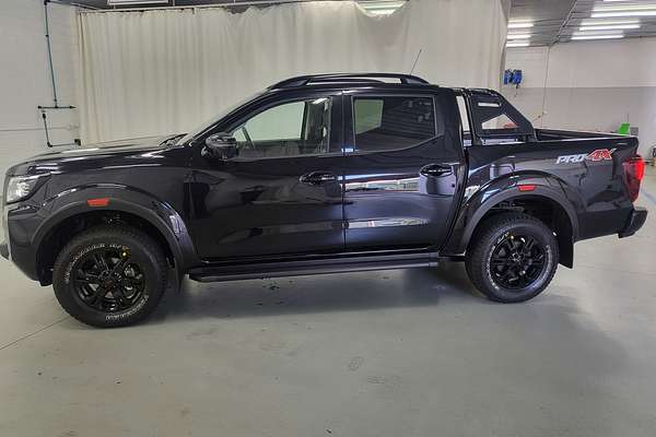 2025 Nissan Navara PRO-4X D23 4X4