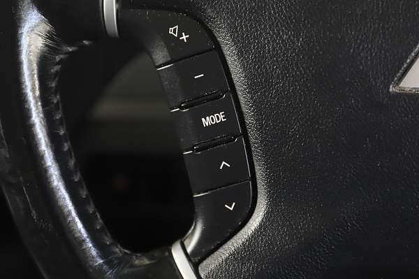 2014 Mitsubishi Pajero GLX NW