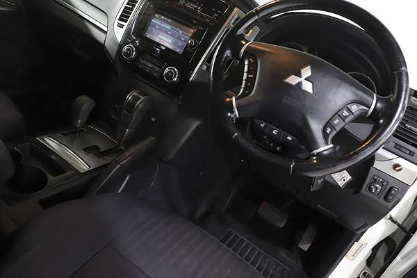 2014 Mitsubishi Pajero GLX NW