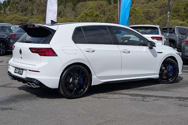 2024 Volkswagen Golf R 8