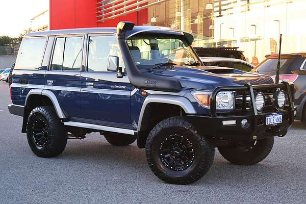2021 Toyota Landcruiser GXL VDJ76R