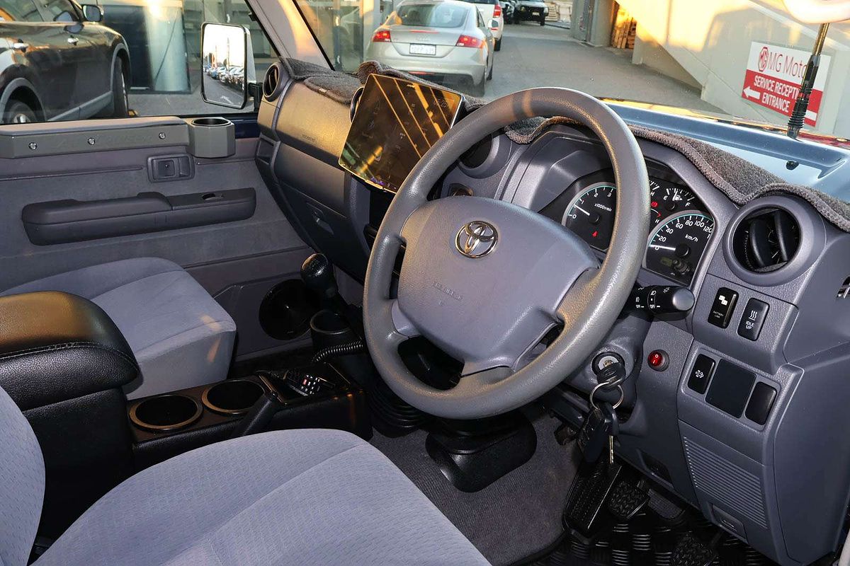 2021 Toyota Landcruiser GXL VDJ76R