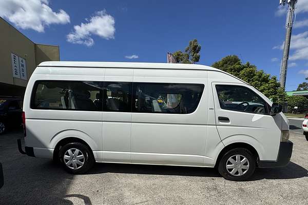 2005 Toyota HiAce Commuter TRH223R