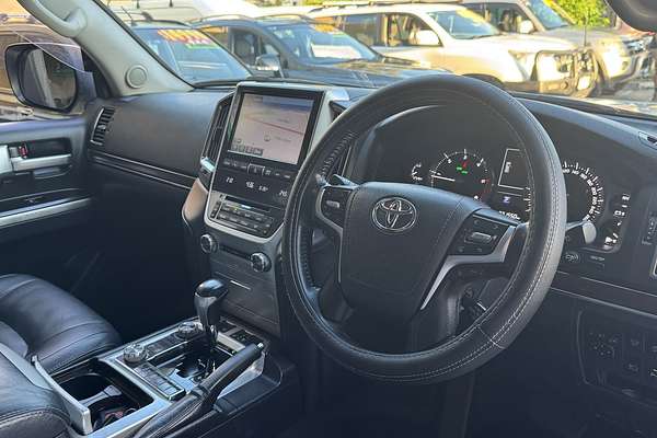 2016 Toyota Landcruiser Sahara (4x4) VDJ200R MY16