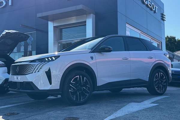 2025 Peugeot 3008 GT Premium Hybrid P64