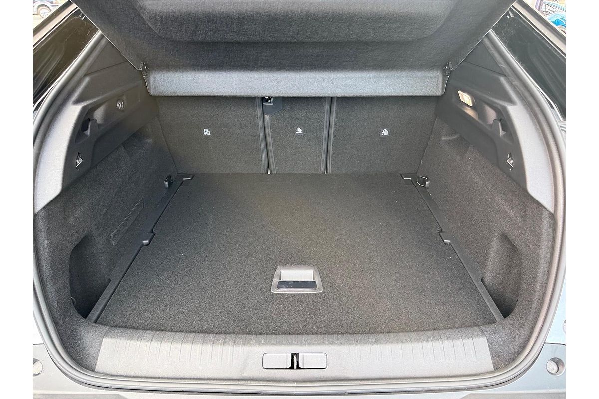 2025 Peugeot 3008 GT Premium Hybrid P64