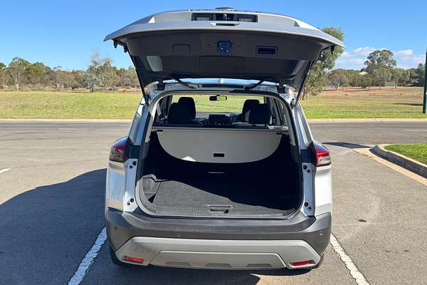 2023 Nissan X-TRAIL ST T33