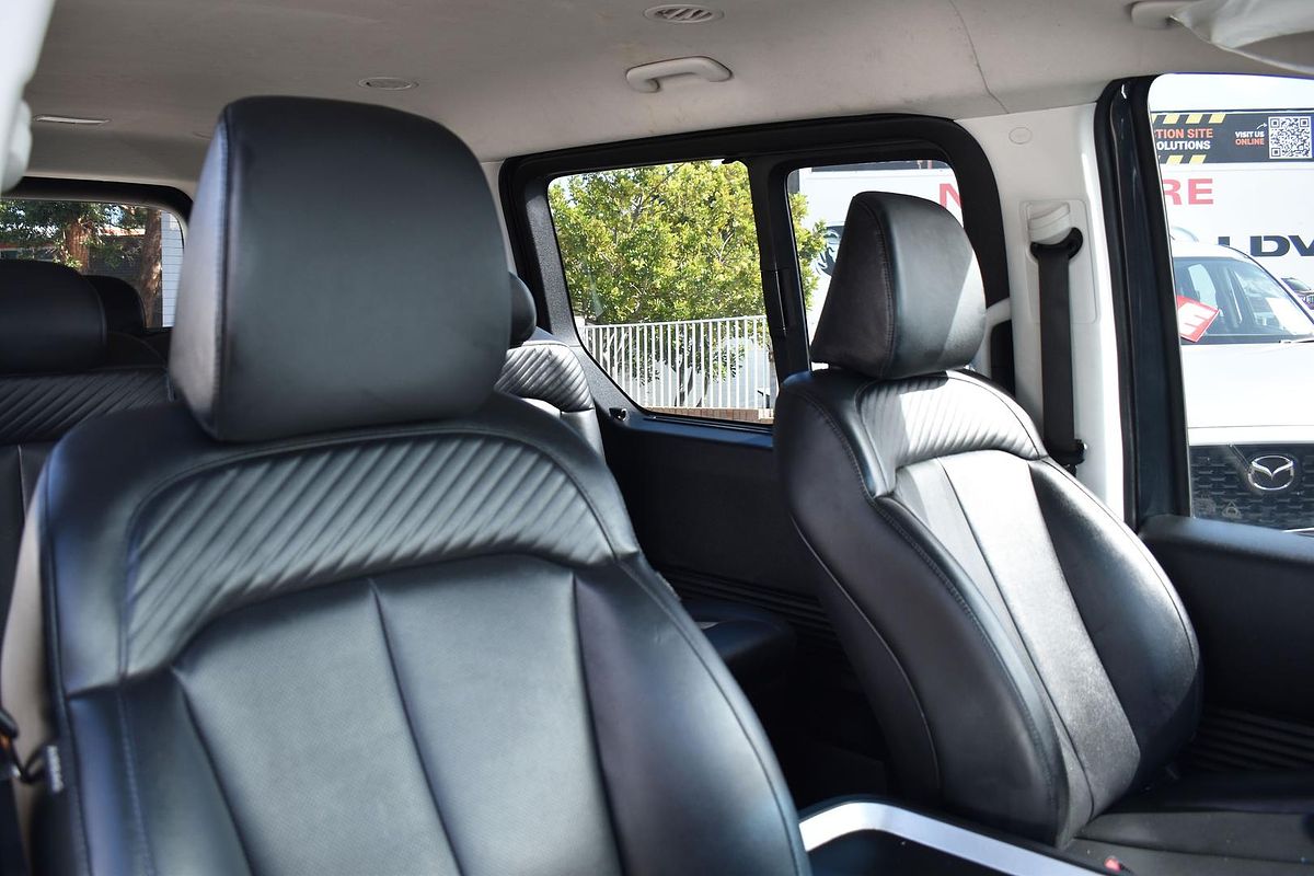 2021 Hyundai STARIA Elite US4.V1