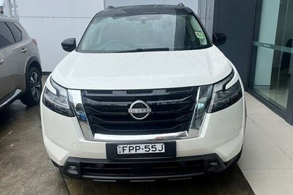 2024 Nissan Pathfinder Ti R53