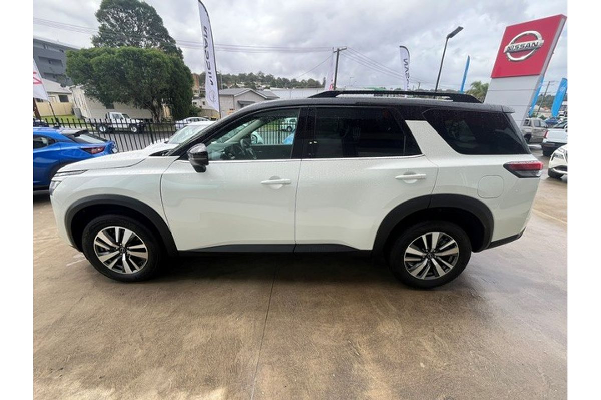 2024 Nissan Pathfinder Ti R53
