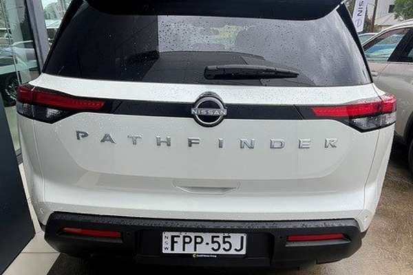2024 Nissan Pathfinder Ti R53