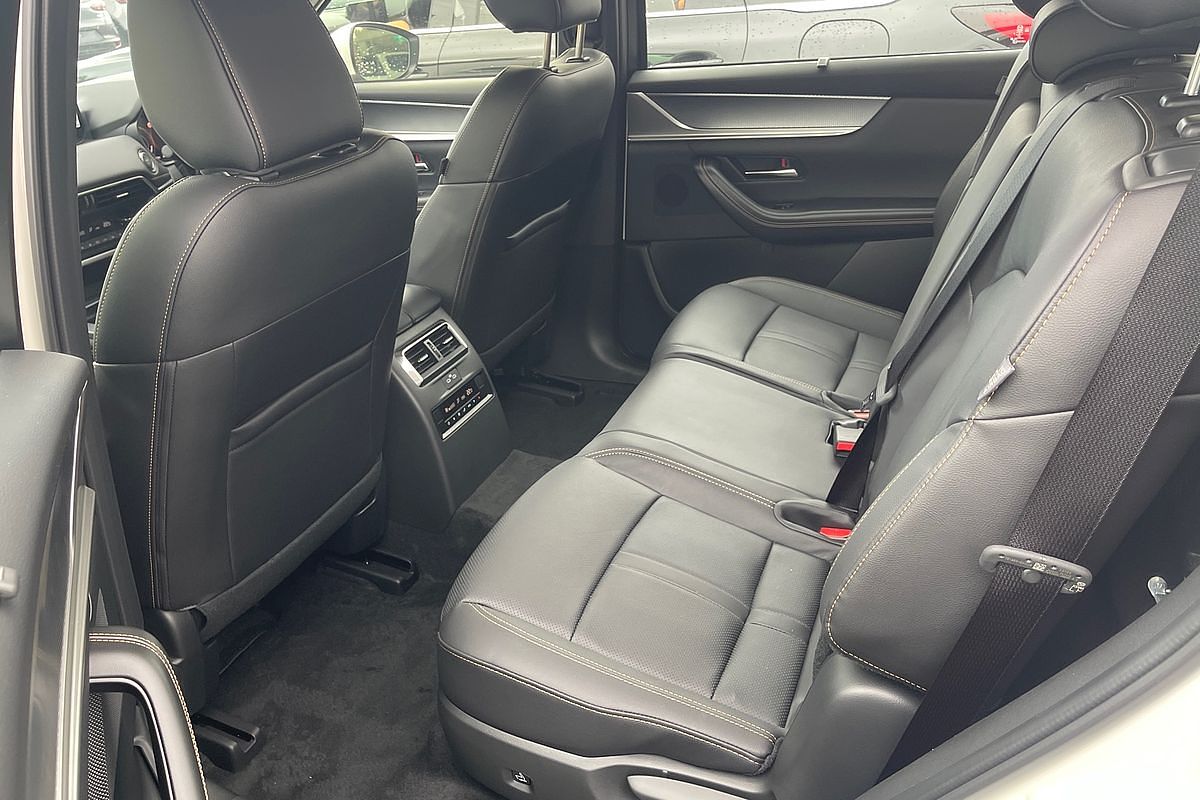 2024 Mazda CX-80 P50e Touring KL