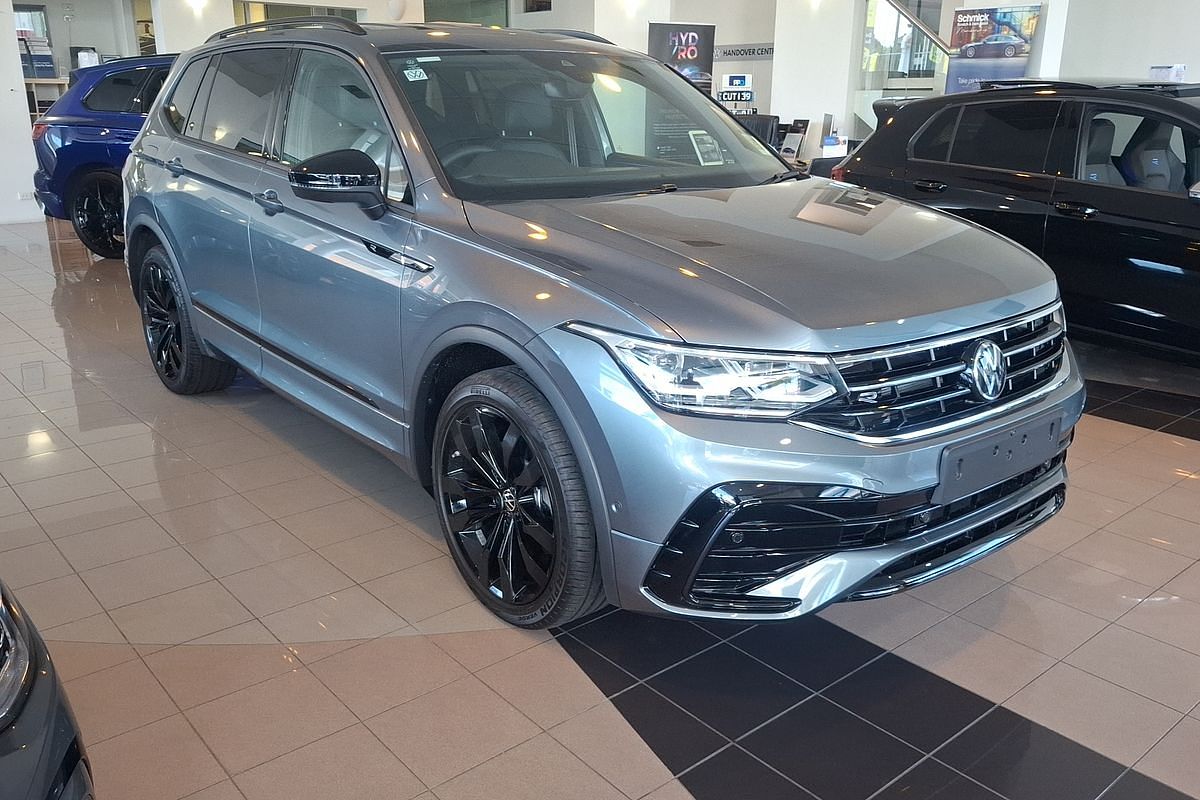 2024 Volkswagen Tiguan Wolfsburg Edition Allspace 5N