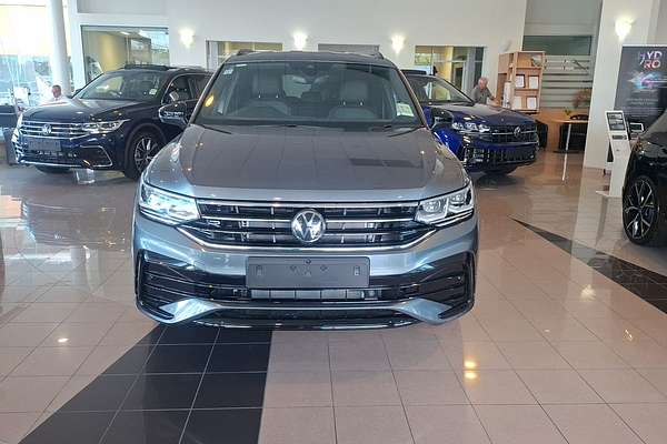 2024 Volkswagen Tiguan Wolfsburg Edition Allspace 5N