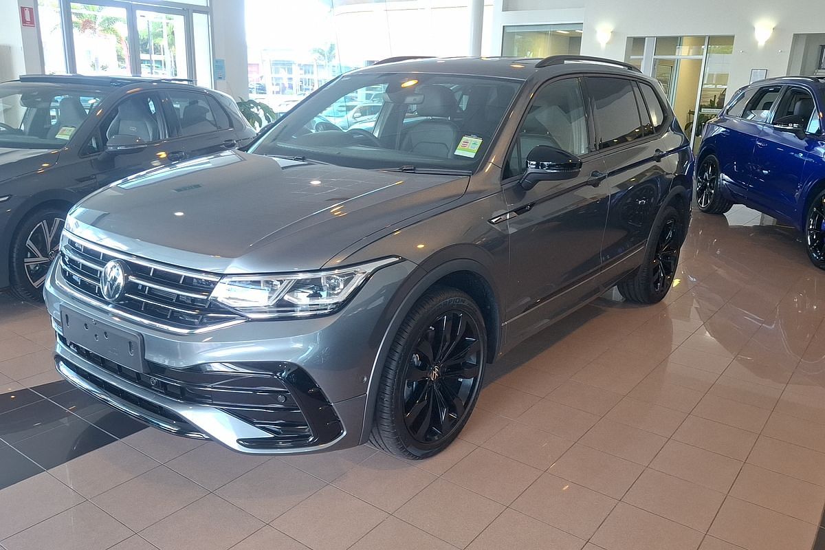 2024 Volkswagen Tiguan Wolfsburg Edition Allspace 5N