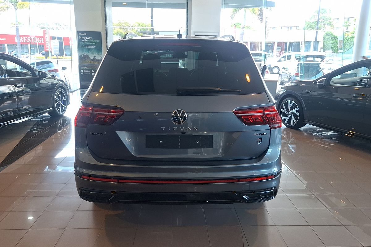 2024 Volkswagen Tiguan Wolfsburg Edition Allspace 5N