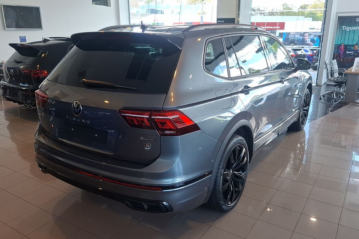 2024 Volkswagen Tiguan Wolfsburg Edition Allspace 5N