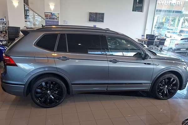 2024 Volkswagen Tiguan Wolfsburg Edition Allspace 5N