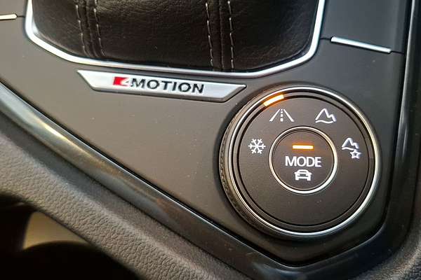 2024 Volkswagen Tiguan Wolfsburg Edition Allspace 5N
