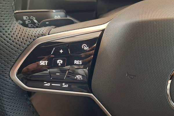 2024 Volkswagen Tiguan Wolfsburg Edition Allspace 5N
