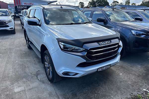 2024 Isuzu MU-X LS-T