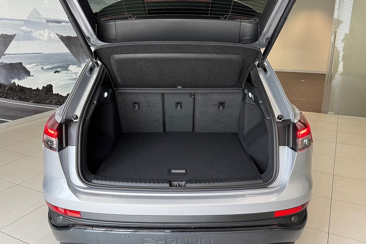 2024 Audi Q4 e-tron 55 F4