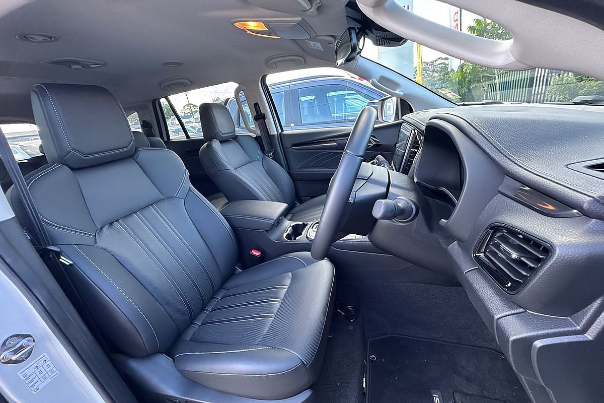 2024 Isuzu MU-X LS-T