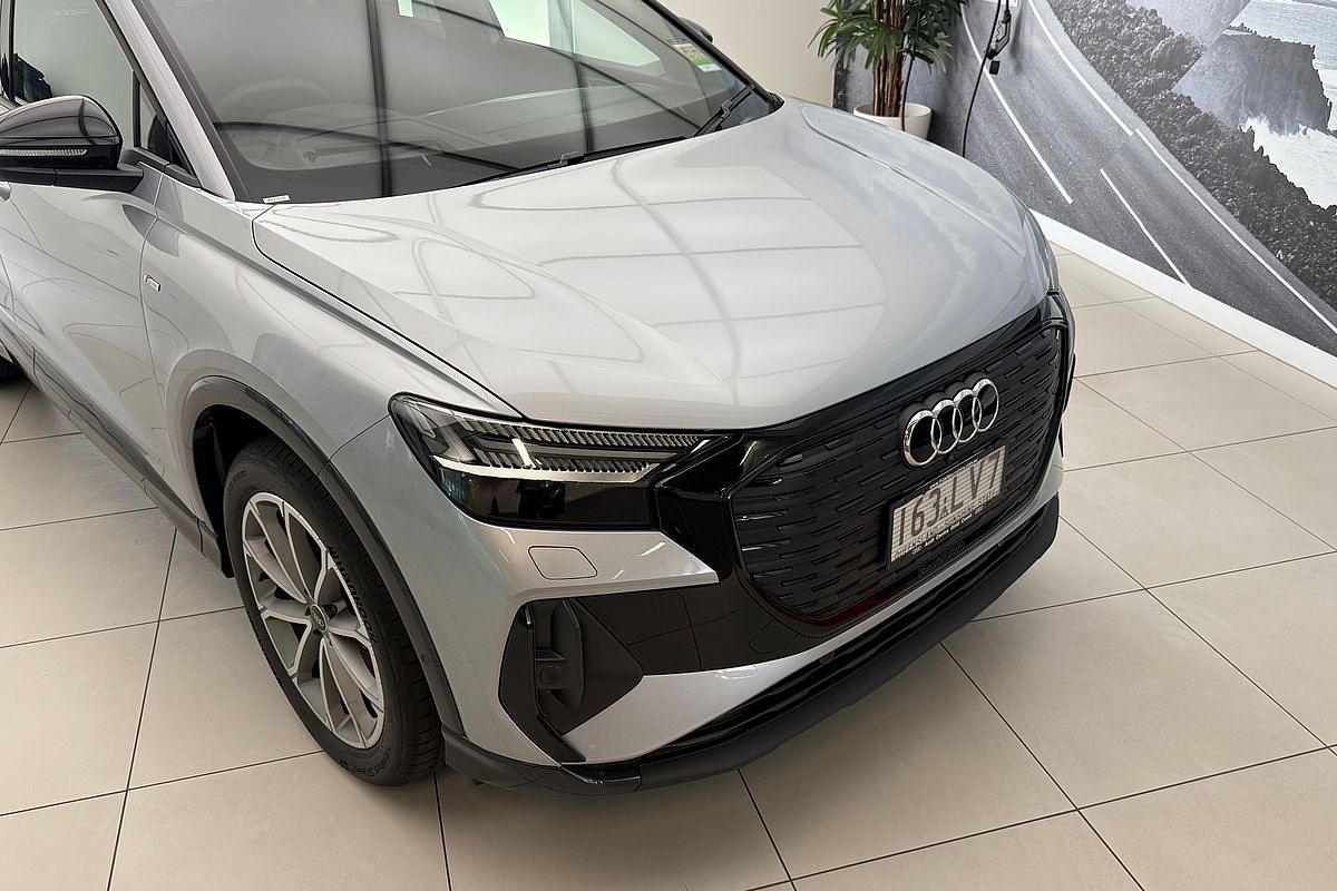 2024 Audi Q4 e-tron 55 F4