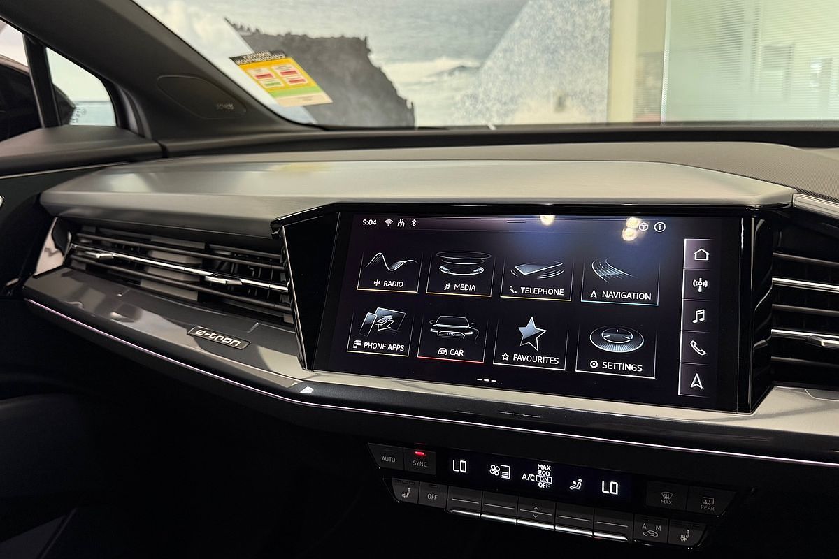 2024 Audi Q4 e-tron 55 F4