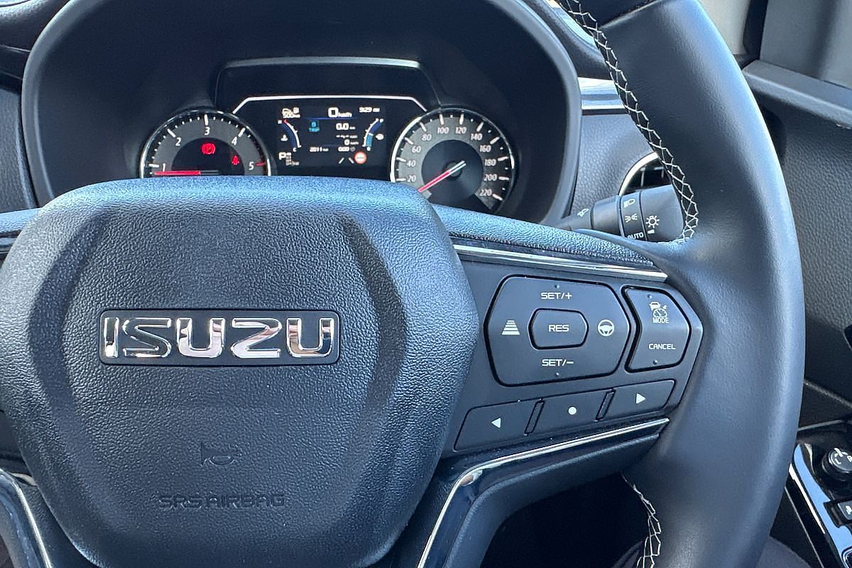 2024 Isuzu MU-X LS-T