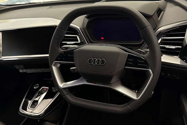 2024 Audi Q4 e-tron 55 F4
