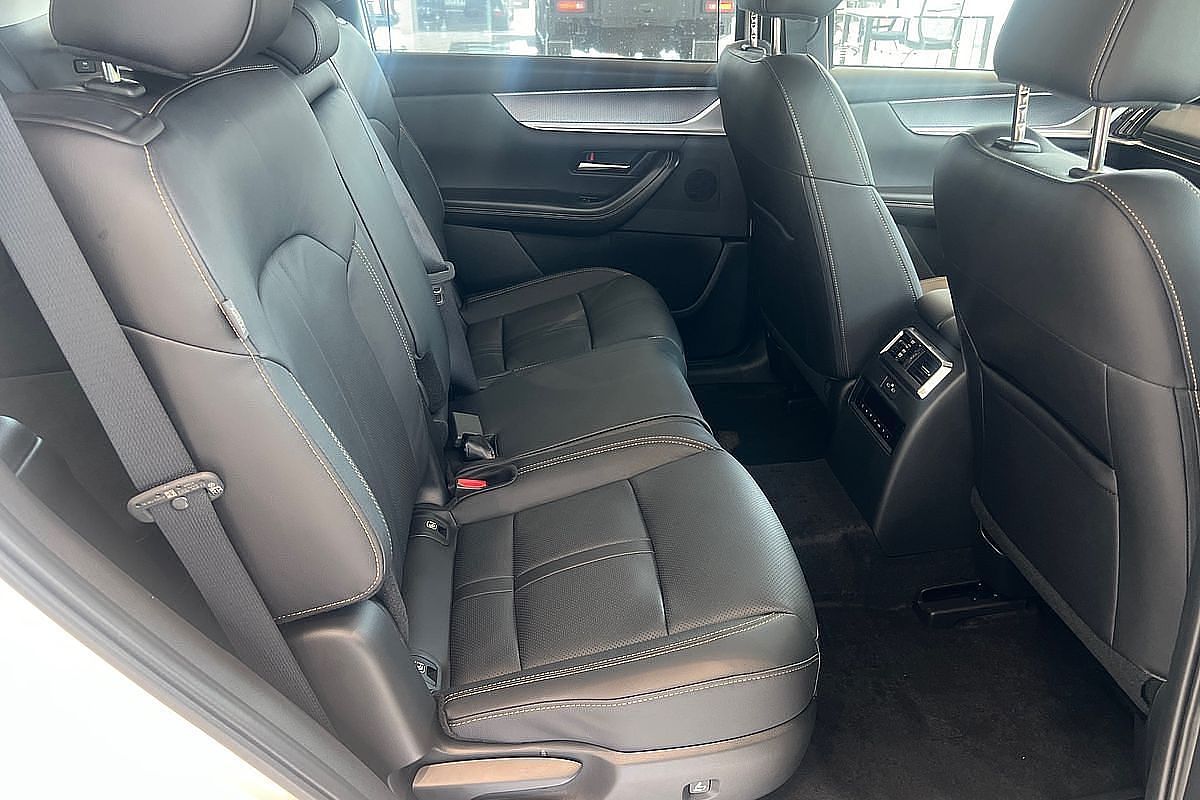 2024 Mazda CX-80 P50e Touring KL