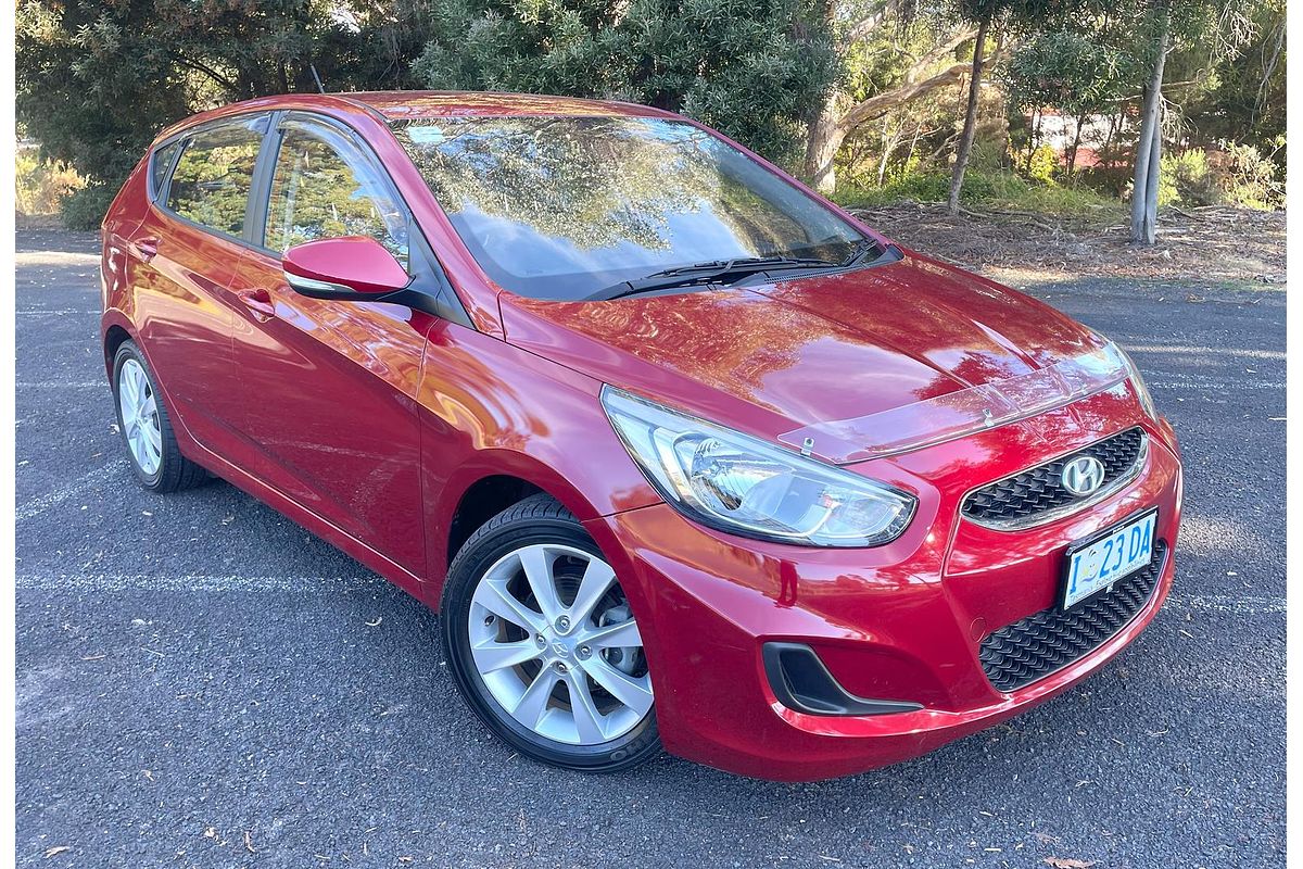2019 Hyundai Accent Sport RB6