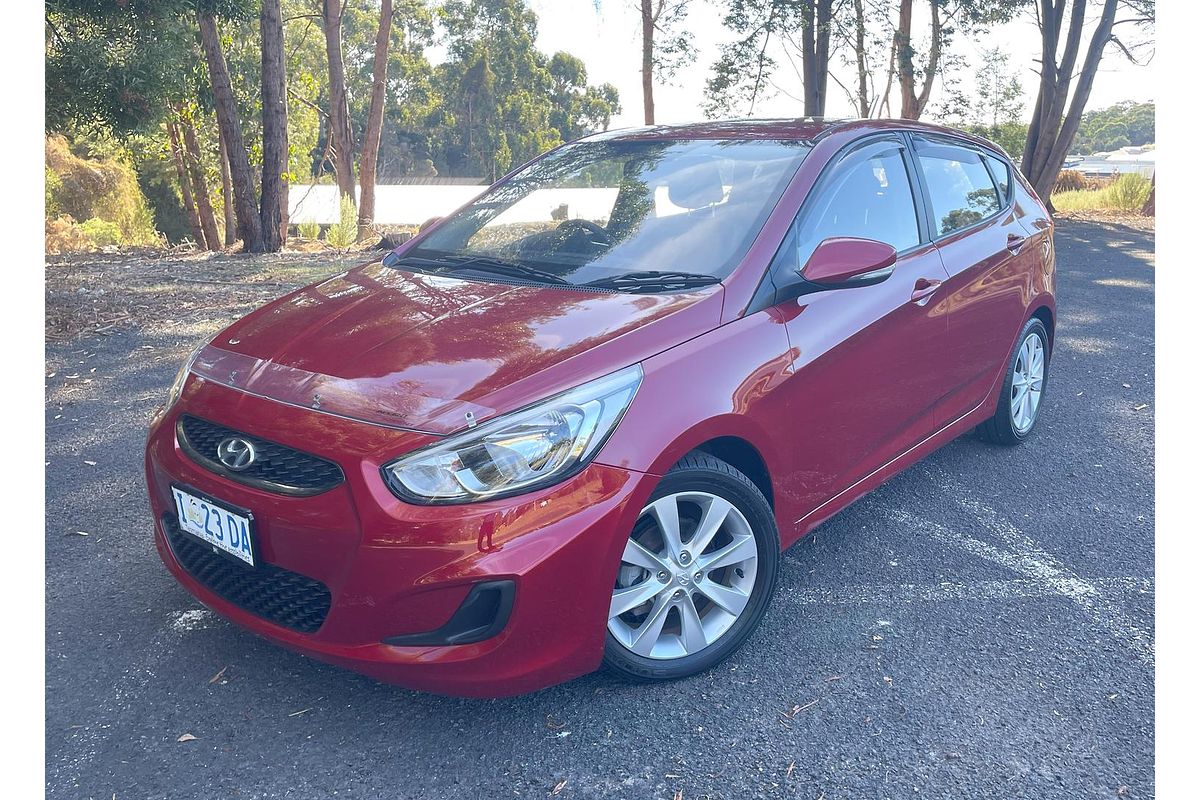 2019 Hyundai Accent Sport RB6