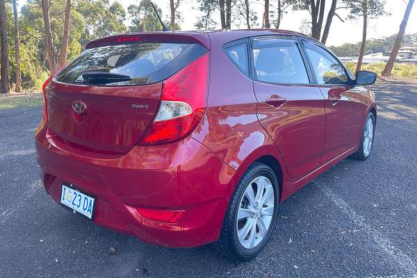 2019 Hyundai Accent Sport RB6