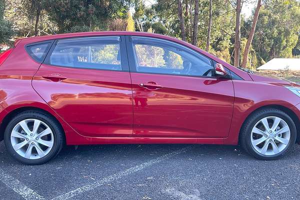 2019 Hyundai Accent Sport RB6