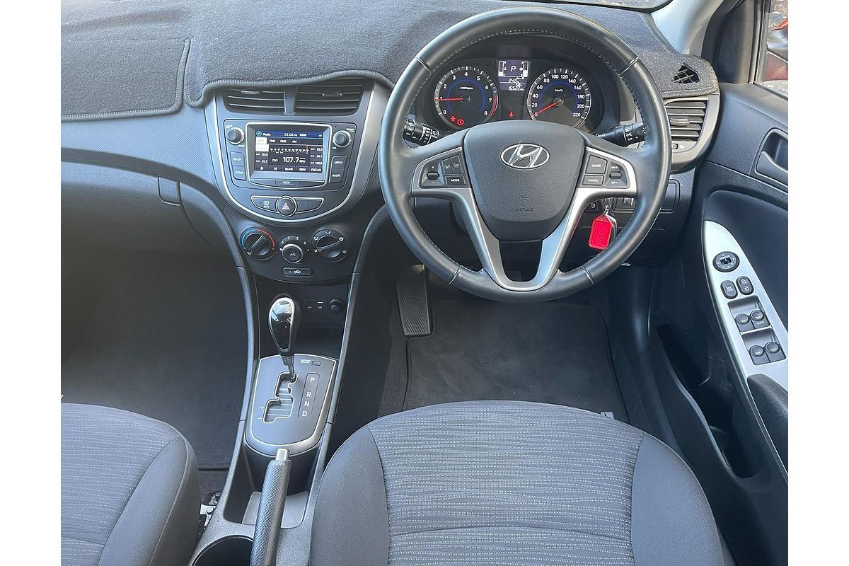 2019 Hyundai Accent Sport RB6