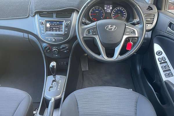 2019 Hyundai Accent Sport RB6