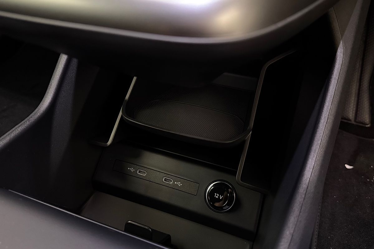 2024 Audi Q4 e-tron 45 F4
